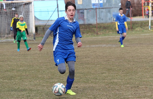 来的场地湿 来的场地湿